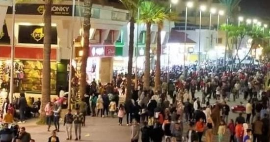 رأس البر تستقبل روادها فى أول أيام إجازة نصف العام الدراسى.. صور