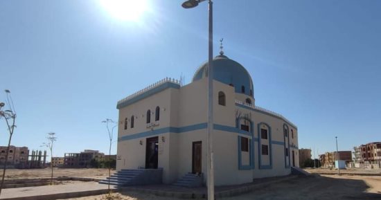 "تحقيقا لحلمها".. معلمة في قنا تبني مسجدًا صدقة جارية على روح والدتها