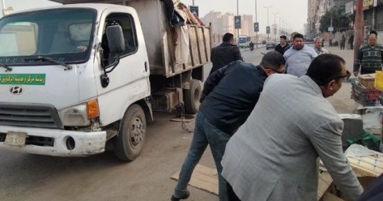 حملة مكبرة لرفع الإشغالات المخالفة من منطقة أبو حسين بالزقازيق