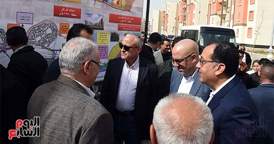 مدبولى: الدولة حريصة على تحقيق مطلب أساسى لحقوق الإنسان وهو سكن لكل مواطن