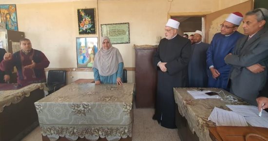 وكيل الأزهر يتفقد سير العمل بمنطقة الغربية ويؤكد عدم التهاون مع أي تقصير