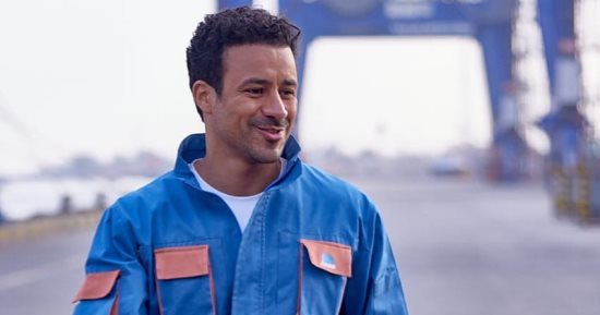 "من مصر" يعرض تقريرا عن برنامج "الكونتينر" للترويج للصناعة الوطنية