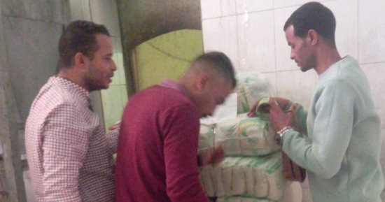 ضبط 2 طن سكر منتهى الصلاحية وغير مطابق للمواصفات بحملات صحية فى أسوان
