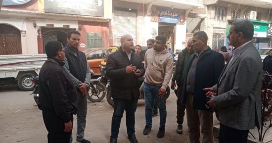 الجيزة: تركيب بلاط إنترلوك لـ47 شارعا فى كرداسة