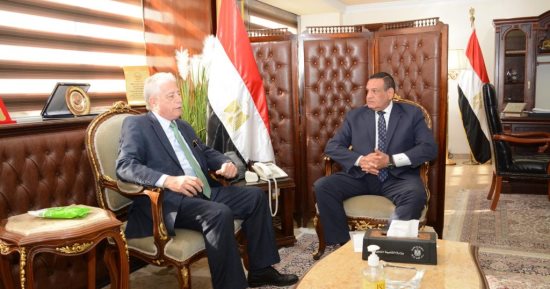 وزير التنمية المحلية: تنفيذ مشروعات خدمية فى جنوب سيناء بتكلفة 4.4 مليار جنيه