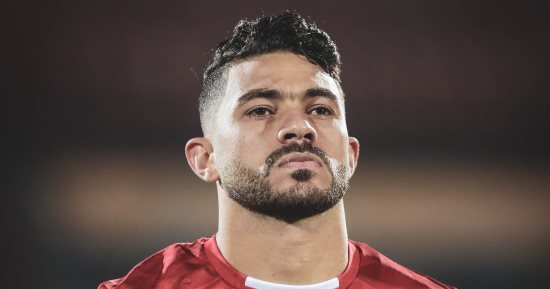 ياسر إبراهيم ينتظم فى مران الأهلي استعدادًا لمباراة الهلال السوداني 