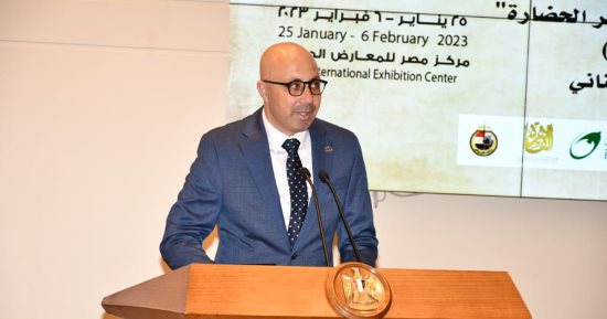 رئيس هيئة الكتاب: سلسلة رؤية المترجمة للأوقاف مشروع تنويرى يخاطب العالم