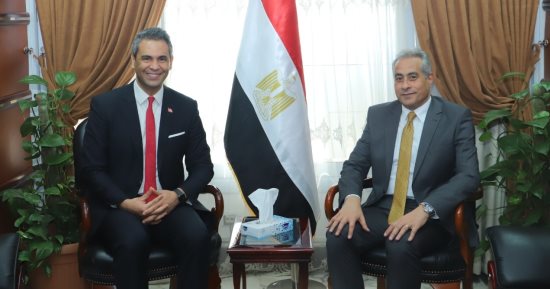 وزير القوى العاملة يلتقى نظيره التونسى.. ويؤكد: نسير بخطى ثابتة نحو دعم التعليم الفنى