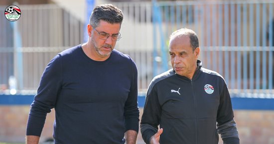 فيتوريا يزور معسكر منتخب الشباب بالإسماعيلية ويجتمع بمحمود جابر 