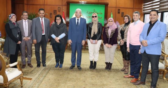 رئيس جامعة المنوفية يتابع أعمال لجنة التميز الحكومى ومركز القياس والتقويم