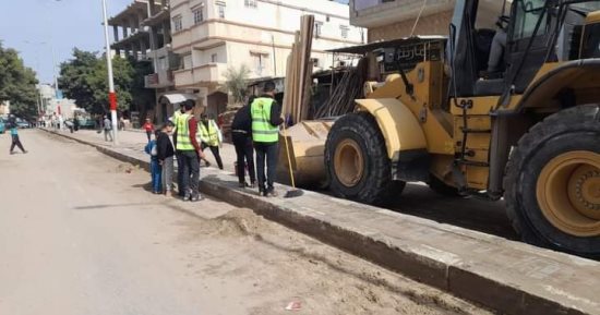 متطوعون ينفذون حملة لتنظيف وتجميل شوارع مدينة الشيخ زويد بشمال سيناء