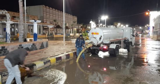 الأمطار تضرب المحافظات.. ثلوج بالإسكندرية.. كفر الشيخ تعلن حالة الطوارئ.. دمياط تشكل غرفة عمليات.. وشمال سيناء تواجه الأمطار.. ومجلس مدينة العريش يستعد بتقسيم العمل لـ3 قطاعات من شرق ووسط وغرب المدينة..صور