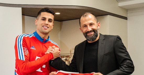 رسمياً.. بايرن ميونخ يعلن ضم كانسيلو معاراً حتى نهاية الموسم