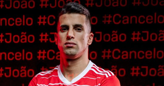 مانشستر سيتي يحدد 40 مليون يورو للتخلي عن كانسيلو