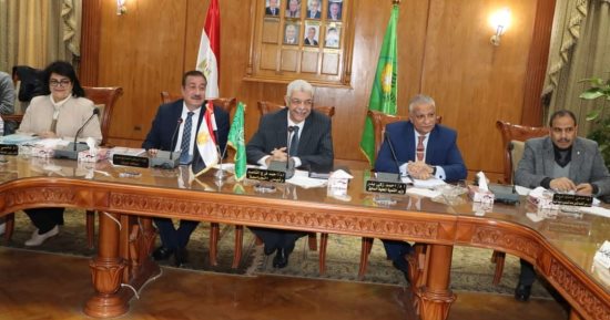 رئيس جامعة المنوفية يترأس أول جلسة لمجلس الجامعة.. تعرف على التفاصيل