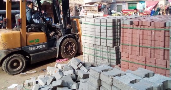 الجيزة: تبليط منطقة داير الناحية بالانترلوك فى الوراق