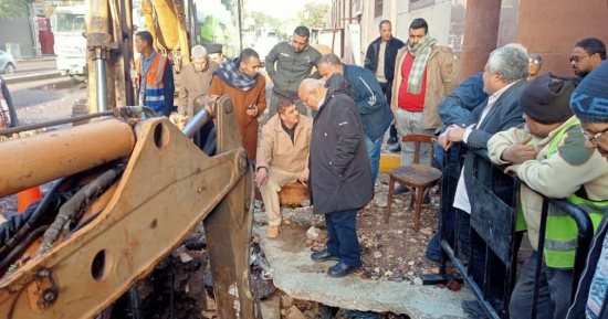 انقطاع المياه عن عدة مناطق بـ"وسط البلد" بسبب كسر ماسورة فى شارع السبتية