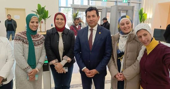 وزير الرياضة يتابع تسجيل الموظفين للبصمة الإلكترونية بديوان الوزارة بالحى الحكومى بالعاصمة الإدارية