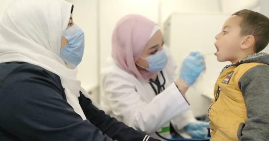 صحة المنيا: توقيع الكشف الطبى على 123 ألف حالة ضمن 71 قافلة طبية فى 2022