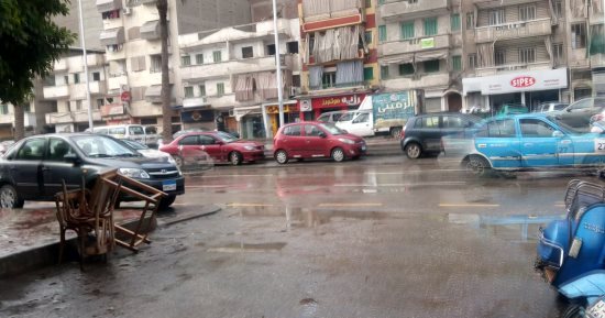 استمرار تقلبات الطقس وأمطار على أغلب المدن فى دمياط.. صور 