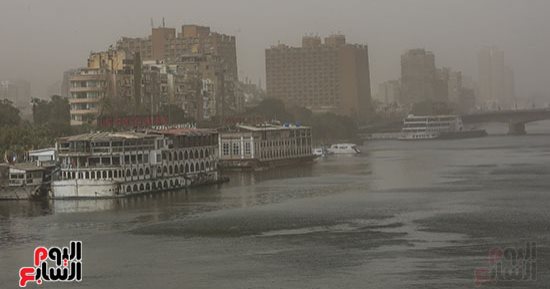 الأرصاد: غدا رياح مثيرة للأتربة وصقيع على المزروعات والصغرى بالقاهرة 10 درجات