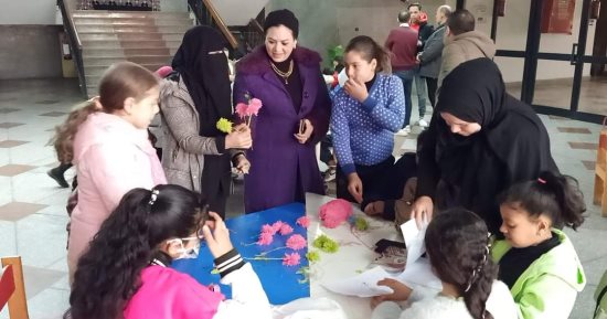بدء فعاليات ملتقى الزهور الأول بثقافة الإسماعيلية.. صور