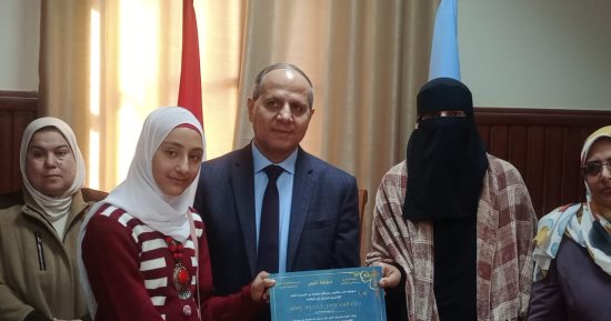 وكيل تعليم كفر الشيخ يتفقد أعمال البرنامج التدريبي لتفعيل دور المدرسة في تنمية الوعي