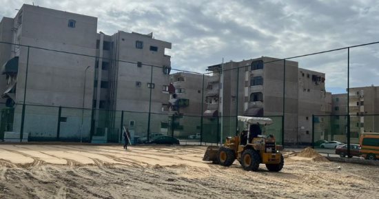 محافظ بورسعيد يوجه بإقامة ملاعب ومسطحات خضراء بديلة لمناطق المخلفات