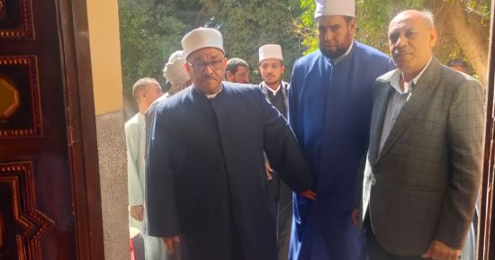 محافظ أسوان ينيب وكيل وزارة الأوقاف لافتتاح مسجد القفطية