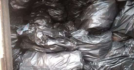 رفع 20 طن مخلفات متنوعة من داخل مستشفى جمال عبد الناصر بوسط الإسكندرية