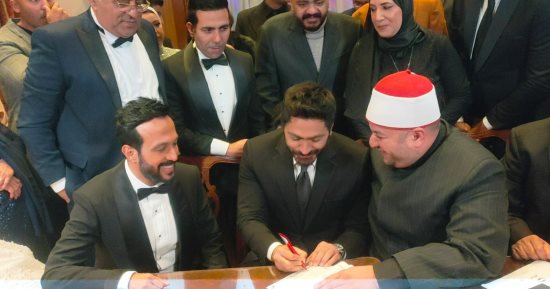 محمد منير وتامر حسنى يشهدان عقد قران أحمد عصام.. صور