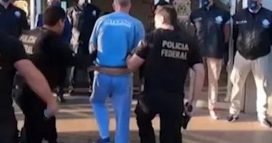تنكر بزى "شيف" بمطعم بيتزا.. اعتقال رجل مافيا إيطالى بفرنسا بعد 16 عاما من الهروب