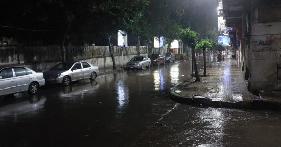 هطول أمطار مسائية غزيرة على مناطق متفرقة بالإسكندرية.. صور