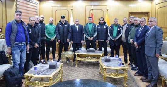 رئيس جامعة بنى سويف: حكام الكرة المصريون قادرون على المنافسة عالميا.. صور