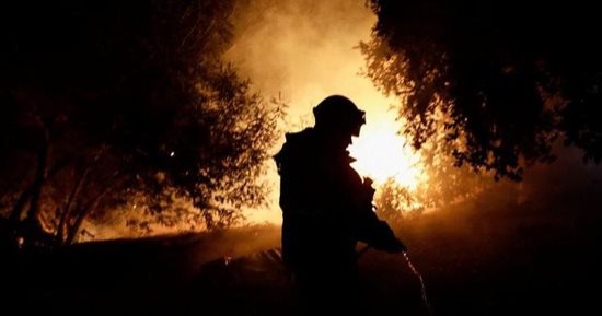 السيطرة على حريق محدود فى الحشائش بقرية في المنيا