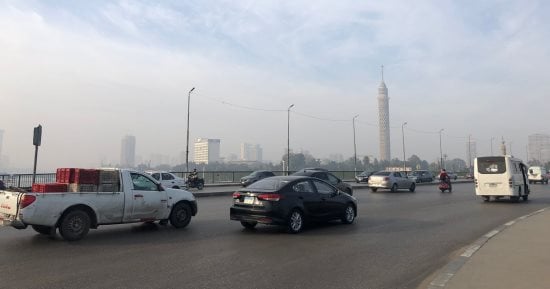 النشرة المرورية.. زحام على الطرق بالقاهرة والجيزة بعد انتهاء أجازة العيد