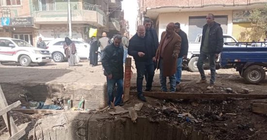 الجيزة تواصل أعمال مشروع الصرف الصحى بقرية ناهيا فى كرداسة