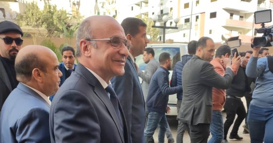 وزير العدل يتفقد قاعات ومكاتب مجمع محاكم حلوان الجديد بعد التطوير.. صور