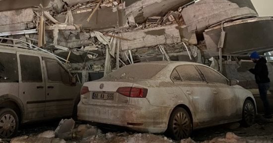 جارديان: لا مكان لدفن ضحايا زلزال سوريا وتركيا مع امتلاء المقابر