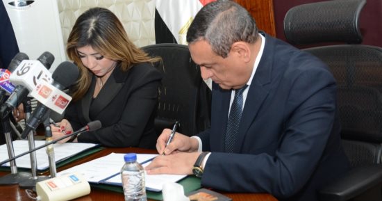 بروتوكول تعاون بين وزارة التنمية المحلية والتحالف الوطنى للعمل الأهلى.. صور