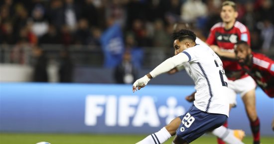 فلامنجو ضد الهلال.. سالم الدوسري يتقدم للزعيم 1-0 بعد 4 دقائق "فيديو"