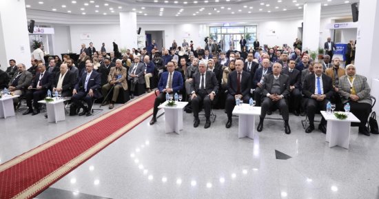 وزير التعليم العالي يفتتح المؤتمر الدولي للموجات الدقيقة بالجامعة الألمانية