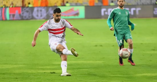 حمزة المثلوثى يقترب من الغياب عن الزمالك أمام شباب بلوزداد