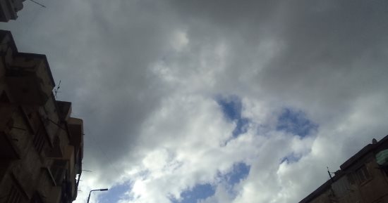 طقس دمياط اليوم.. غيوم وسحب كثيفة وانخفاض فى درجات الحرارة