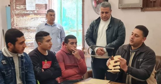 تدريب "قادرون باختلاف" على تصنيع الكليم اليدوى والأركيت فى كفر الشيخ