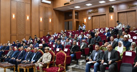 محافظ جنوب سيناء: تخصيص تكلفة الاحتفالات بالعيد القومي لتوفير سلع مجانية