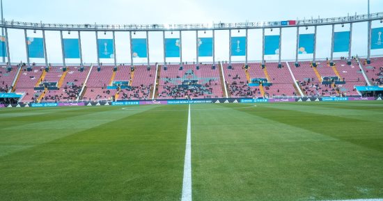 ملعب مولاي عبد الله يتأهب لاستضافة ديربي الأهلي وريال مدريد.. صور
