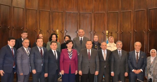 رئيس جامعة الإسكندرية يستقبل وفد من جامعة طشقند الأوزبكستانية للدراسات الشرقية