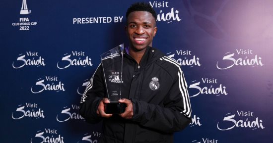 فينيسيوس جونيور يتوج بجائزة أفضل لاعب فى مباراة الأهلى ضد ريال مدريد