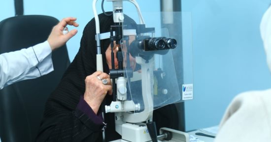 التحالف الوطنى: إجراء عمليات جراحية لمرضى العيون بالفيوم.. صور